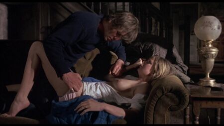 Сьюзан Джордж оголена — «Солом'яні собаки» (1971) HD 1080p