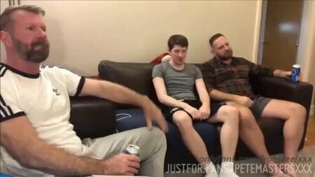 відпочинок для чоловіків гей-порно daddy bear porn gay porn