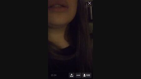 п’яні дівчата роздягаються в Periscope