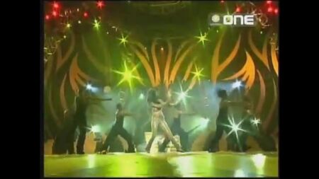 Гарячий танець Шільпи Шетті