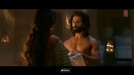 Відео «Ek dil ek jaan» із фільму «Padmavati»