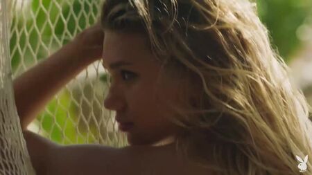 Playboy — Тара Лінн, «Caribbean Sands», 1080p (соло в оголеному вигляді)