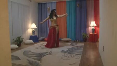 Урок східного танцю від SEXY BELLY DANCER