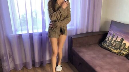 Мама мого друга обманом заманила мене до себе і нахабно трахнула
