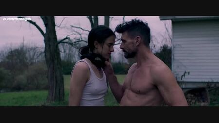 Маргарет Кваллі оголена – «Доннібрук» (США, 2018) HD1080p — дивитися онлайн / Маргарет Кваллі — «Доннібрук»