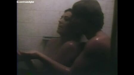 Еді Вільямс оголена — «Доктор Мінкс» (1975) Дивитися онлайн