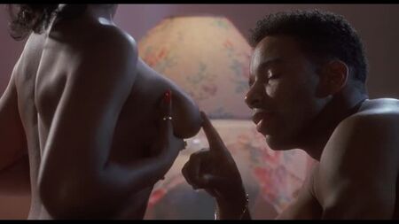 Khandi Alexander Nude - CB4 (1993) HD 1080p Дивитися онлайн / Ханді Александер - CB4: Четвертий поспіль