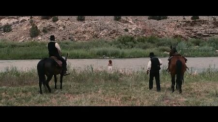 Джануарі Джонс — «Солодка вода, солодка помста» (2013)