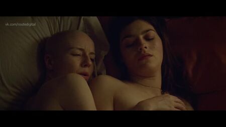 Кейсі Рол, Ембер Андерсон оголені — «Біла брехня» (2019) HD 1080p Дивитися онлайн / Кейсі Рол, Ембер Андерсон — «Біла брехня»