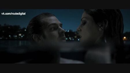 Каллі Ернандес оголена — «Під Срібним озером» (США, 2018) 1080p WEB Дивитися онлайн