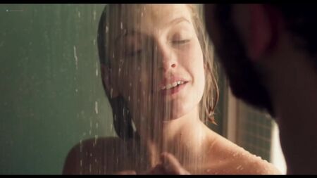 Марго Бансійон, Каміль Раза та ін. «Nude» — Ami-ami (Франція, 2018) HD 1080p / Марго Бансійон, Каміль Раза — «Моя колишня подруга»