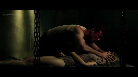 Галстон Сейдж – «Вечір покеру» (2014) HD 1080p Оголена? Сексуально! Дивитися онлайн