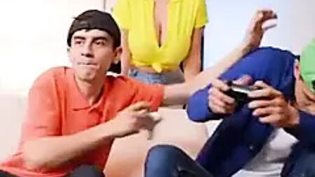 Найпопулярніші рекламні оголошення Brazzers (березень 2021 року)