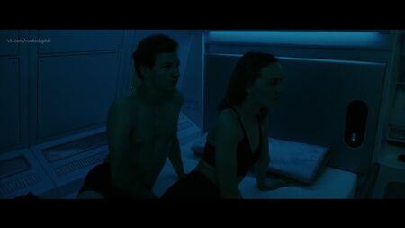 Лілі-Роуз Депп, Шанте Адамс — «Мандрівники» (2021) HD 1080p. Оголені? Сексуально! Дивитися / Лілі-Роуз Депп, Шанте Адамс — «Мандрівники»