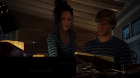 «МакГайвер» 5x15: трейлер № 3 «Викрадення + Пам'ять + Час + Фейєрверки + Розсіювання» (Фінал серіалу)