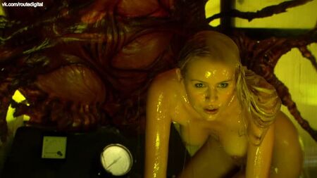 Гелена Маттсон, Марлен Фавела в сцені оголеності — «Вид: Пробудження» (2007) HD 1080p BluRay REMUX Дивитися онлайн