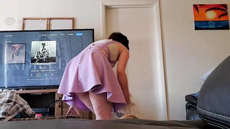 Випадкові оголення на Twitch, верблюди, ігрові автомати, «потс», позування +