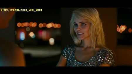 Ізабель Лукас — «Лофт» (США, 2014)