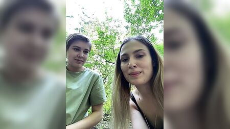 Лесбіянки в парку